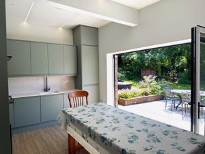 Kitchen- click for photo gallery